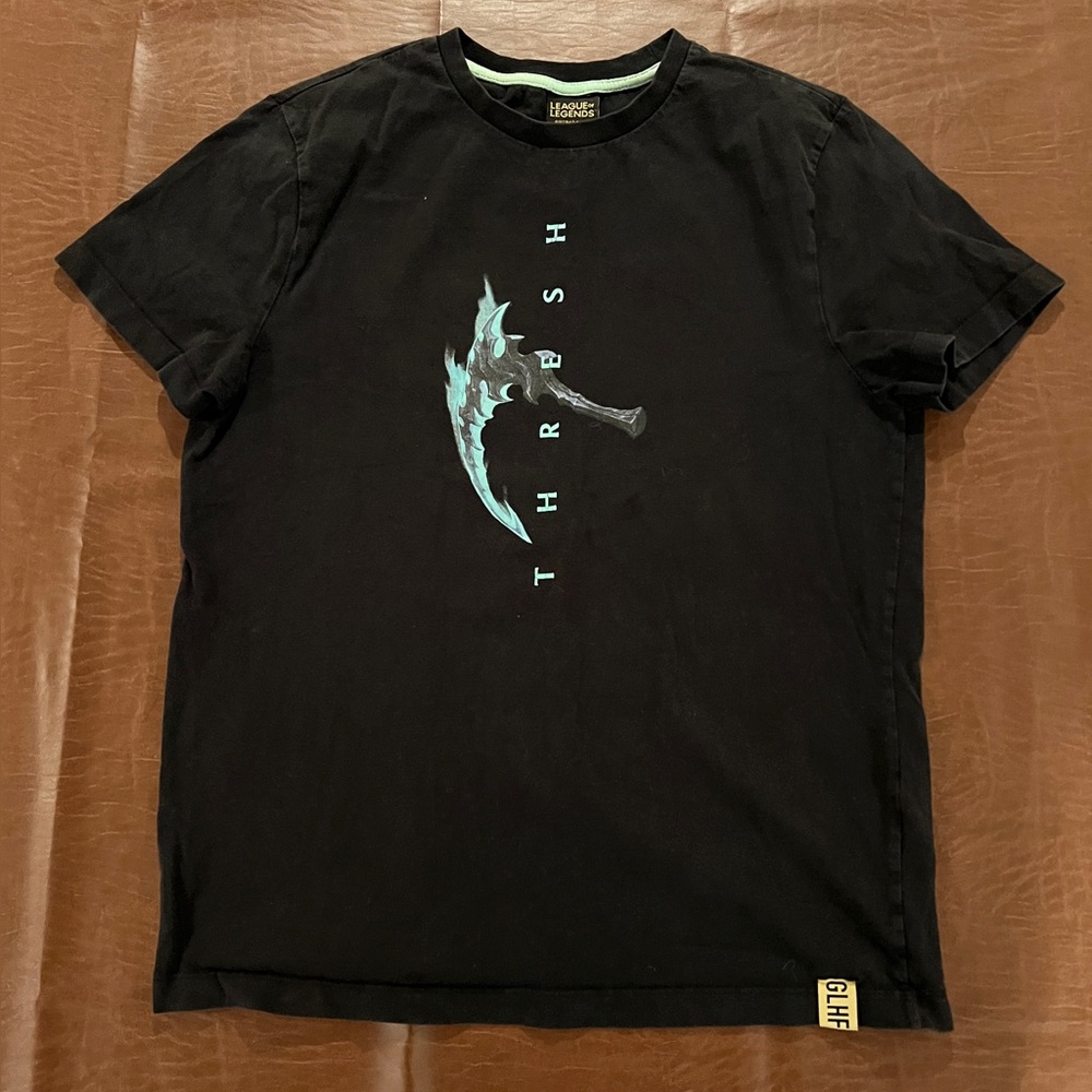 League of Legends Thresh Video Game Shirt - Size Large (Fit Medium)